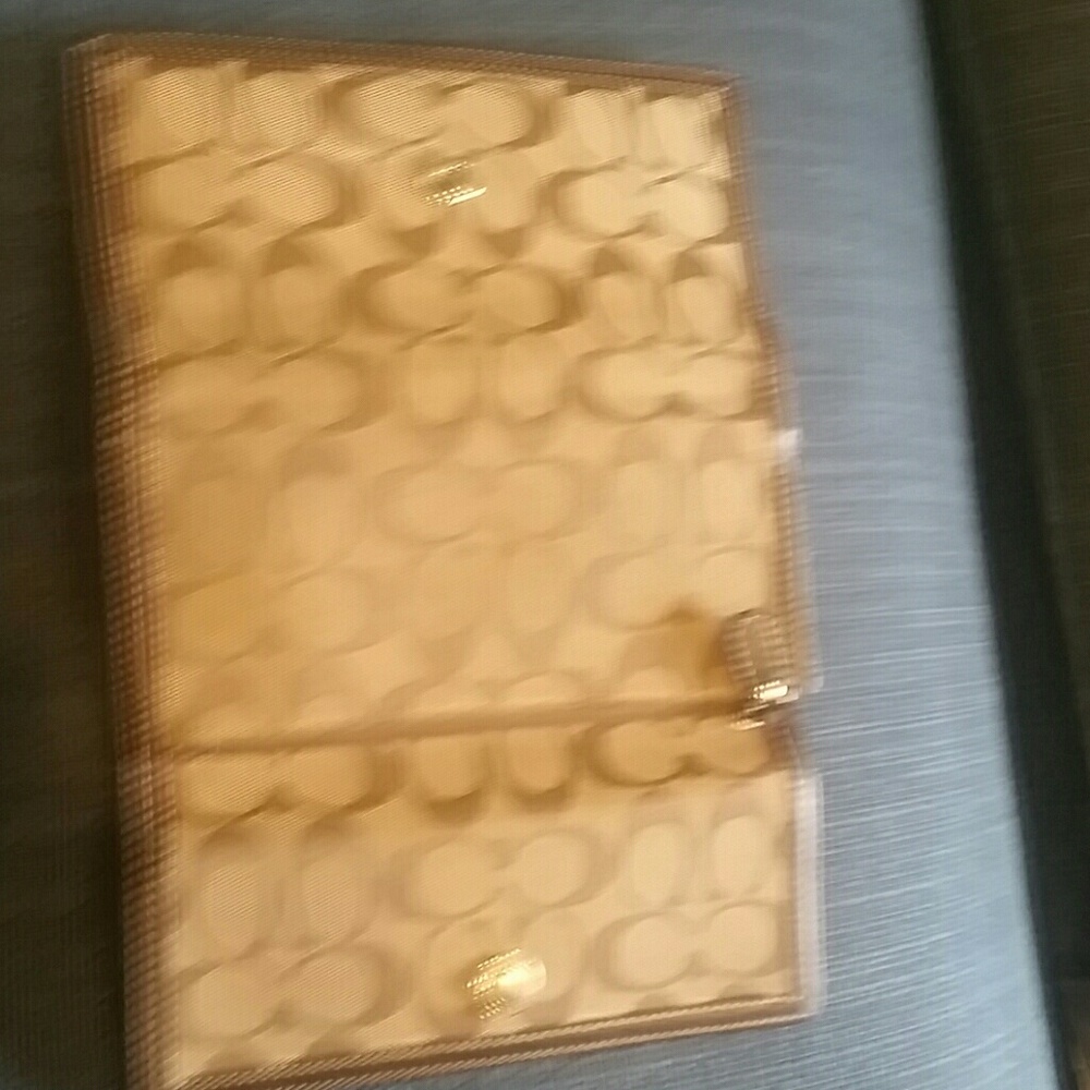 Authentic coach wallet - Picture 4 of 6